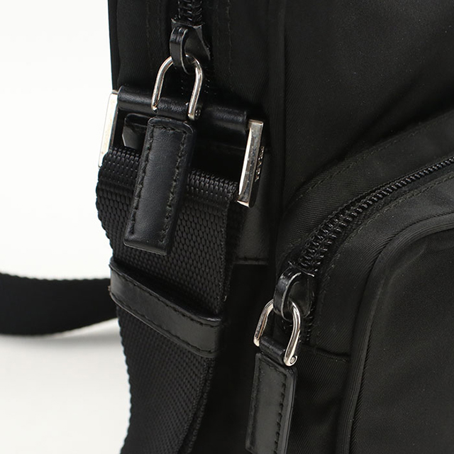 PRADA（プラダ） 中古 斜め掛け ショルダーバッグ メンズ ブランド