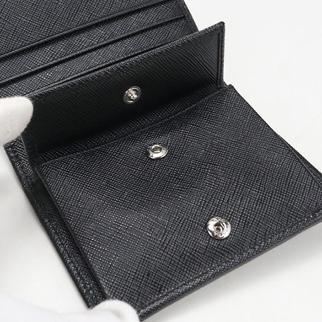 み*汰様 PRADA Re-Nylon 財布　二つ折り PRADA（プラダ） 中古 二つ折り財布 コンパクト メンズ ブランド PRADA