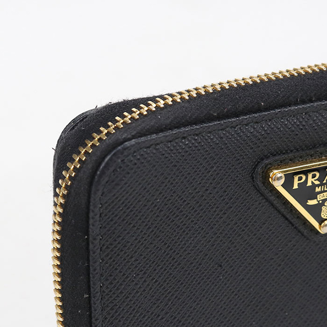 【、】PRADA プラダ サフィアーノトライアングル レザー【中古】 PRADA（プラダ） 中古 二つ折り財布 二折財布 レディース ブランド