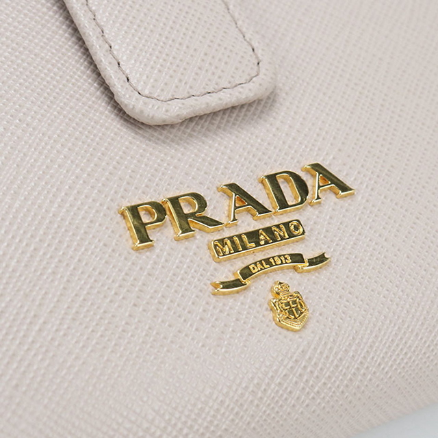 PRADA（プラダ） 中古 長財布二折 レディース ブランド サフィアーノ