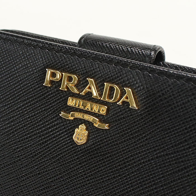PRADA（プラダ） 中古 二つ折り財布 二折財布 コンパクト レディース