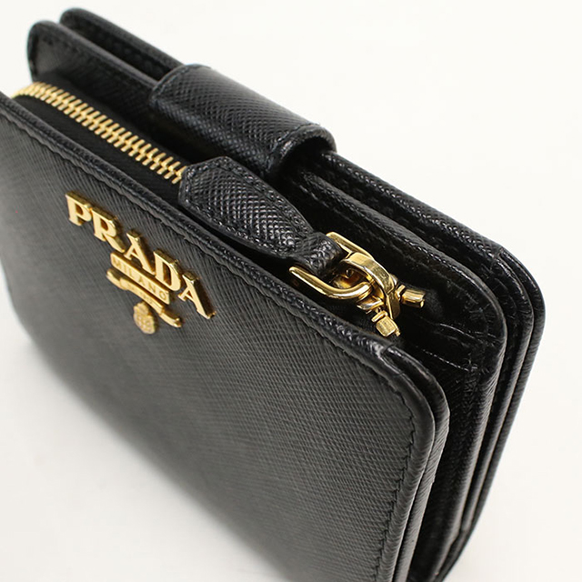 PRADA（プラダ） 中古 二つ折り財布 二折財布 コンパクト レディース
