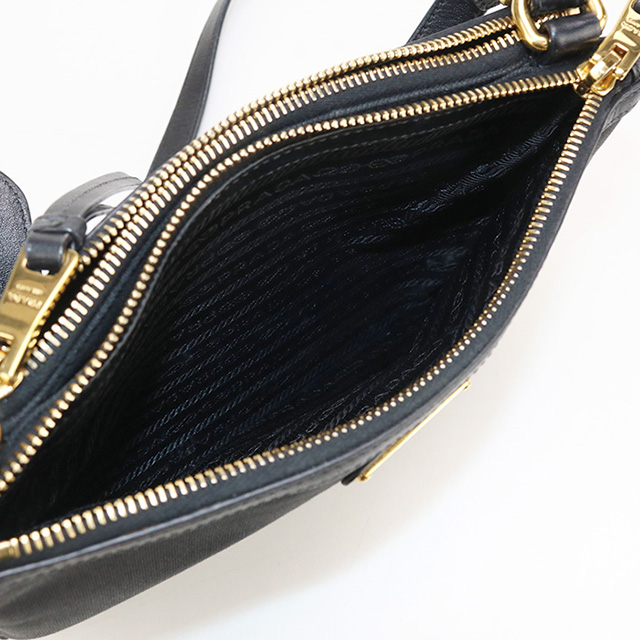 PRADA 斜め掛け ショルダーバッグ 1BH048【ランク：A】 PRADA 中古 プラダ 斜め掛け ショルダーバッグ レディース