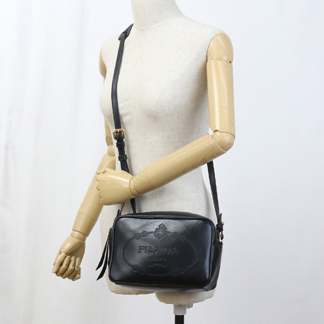 PRADA（プラダ） 中古 ショルダーバッグ レディース ブランド レザー