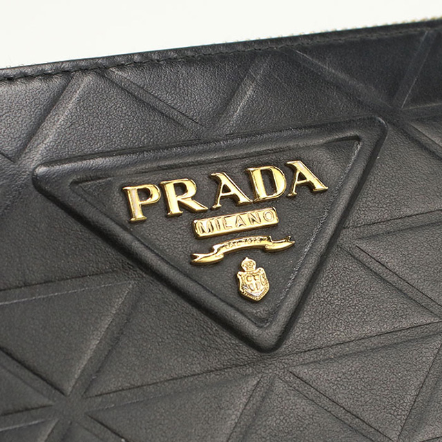 PRADA　プラダ　長財布　ラウンドファスナー PRADA（プラダ） 中古 長財布ラウンドファスナー レディース ブランド