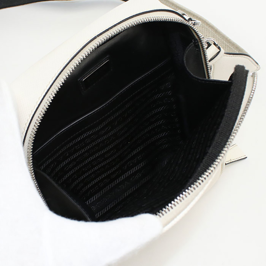 PRADA（プラダ） 中古 斜め掛け ショルダーバッグ メンズ ブランド
