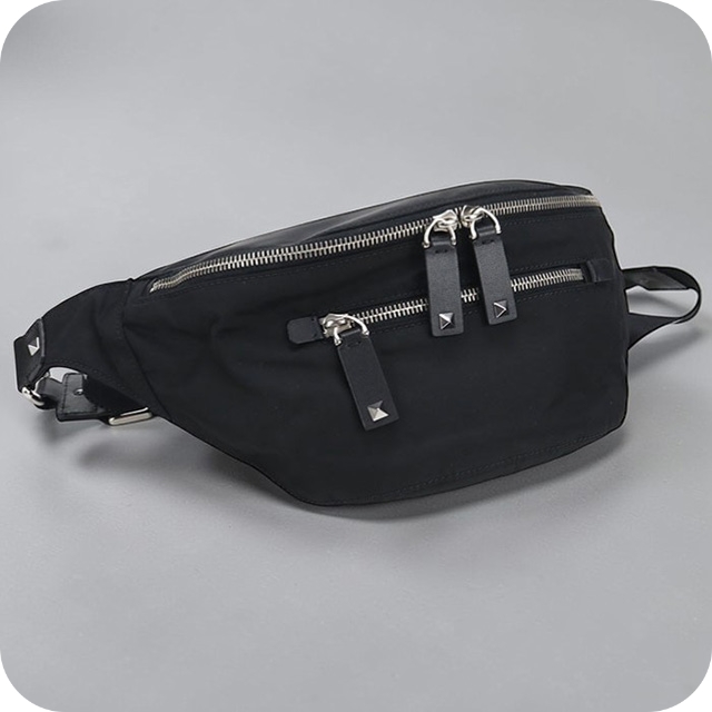 VALENTINO(ヴァレンティノ) 中古 ボディバッグ メンズ ブランド VALENTINO(ヴァレンティノ) 中古 ボディバッグ メンズ ブランド