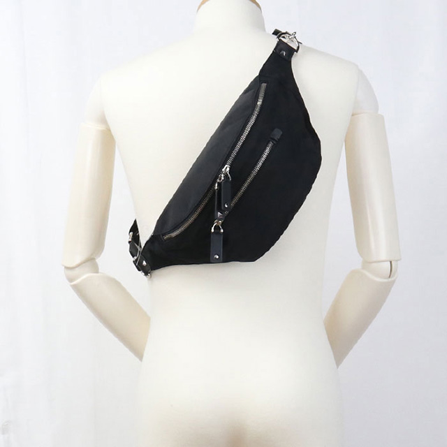 【極美品】VALENTINO ヴァレンティノ ボディバッグ ベルトバッグ レザー VALENTINO（ヴァレンティノ） 中古 ボディバッグ メンズ ブランド