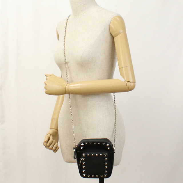 VALENTINO（ヴァレンティノ） 中古 斜め掛け ショルダーバッグ