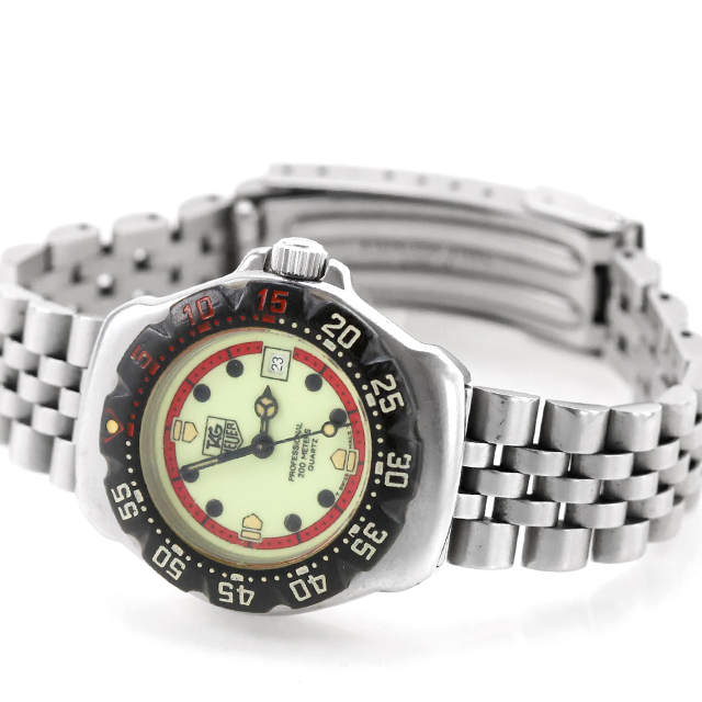 タグホイヤー　腕時計　フォーミュラ1 ブラック　WA1417 クォーツ　デイト TAG Heuer タグホイヤー フォーミュラ1 WA1417 デイト クォーツ腕時計