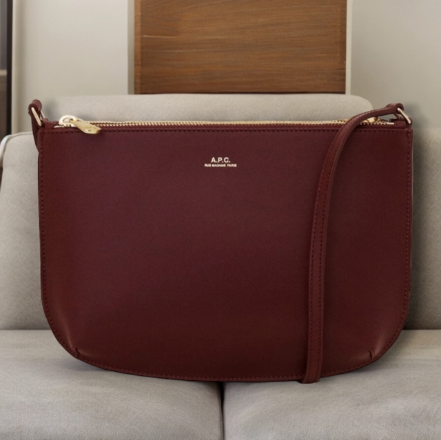 A.P.C.（アーペーセー） ショルダーバッグ レディース F61404-PXAWV