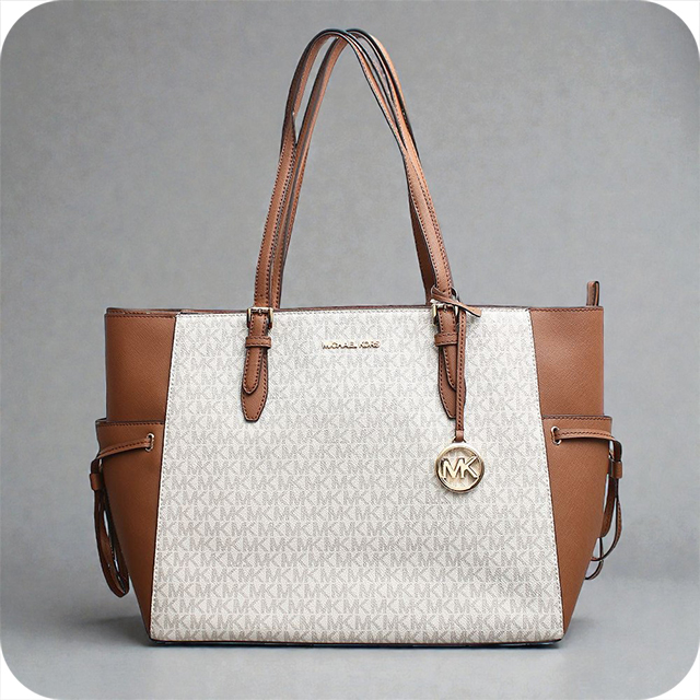 マイケルコース MICHAEL KORS GILLY LG DRWSTG TRVL TOTE VANILLA 