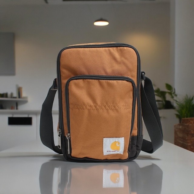 Carhartt ショルダーバッグ Crossbody Zip Bag B0000305-BLACK カーハート Carhartt ショルダーバッグ B0000305-BROWN
