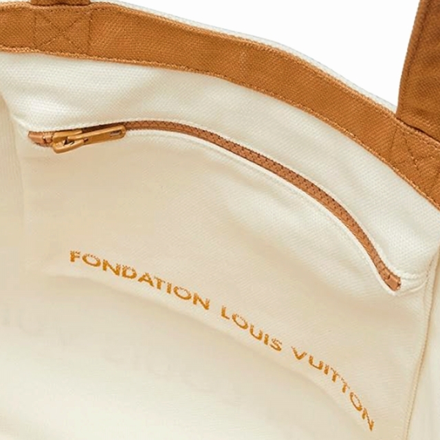 LOUIS VUITTON（ルイ・ヴィトン） フォンダシオン FONDATION LOUIS