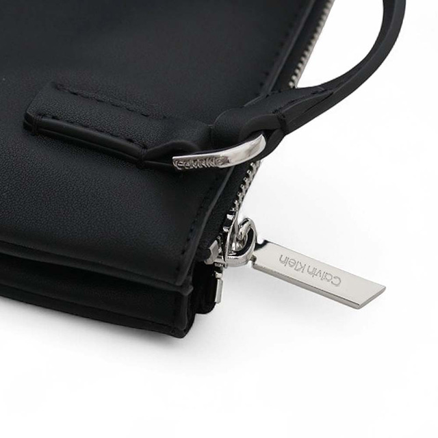 Calvin Klein（カルバン・クライン） ショルダーバッグ K60K608409-BAX
