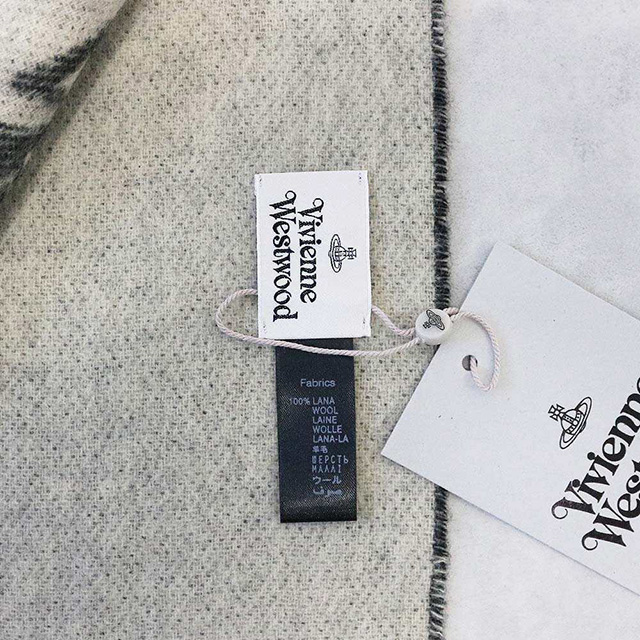 Vivienne Westwood（ヴィヴィアンウエストウッド） マフラー 25-W00ZH