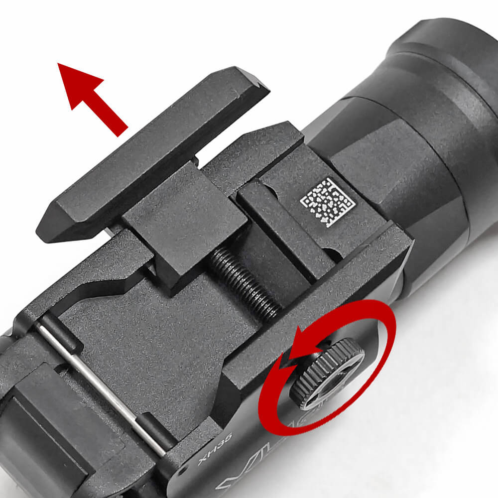 ハンドガンライト SOTAC 製 SUREFIREタイプ XH35 ウェポンライト LED