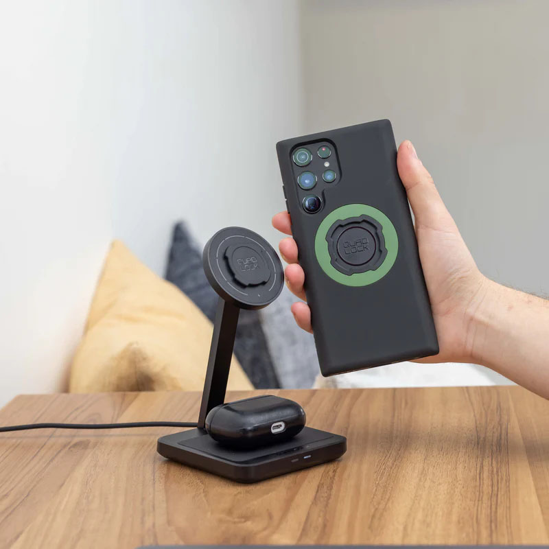 【激安通販 オンラインショップ】 QUAD デスク用QUAD チャージャー ワイヤレス デュアル LOCK スマホアクセサリー