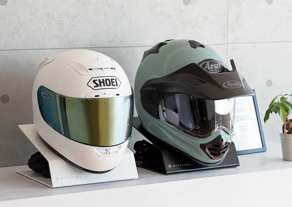 MIYATAKEのヘルメットスタンド - バイクの輪 blog