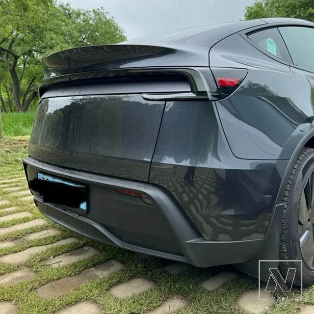 並行輸入品 TESLA MODEL Y JUNIPER 2025 フロントリアマッドフラップ