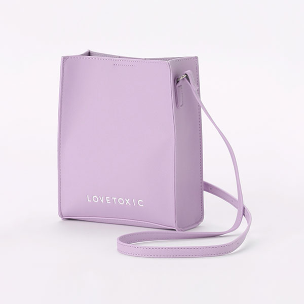 lovetoxicまとめ売り LOVETOXIC ラブトキシック(Lovetoxic)スクウェアショルダーBAG