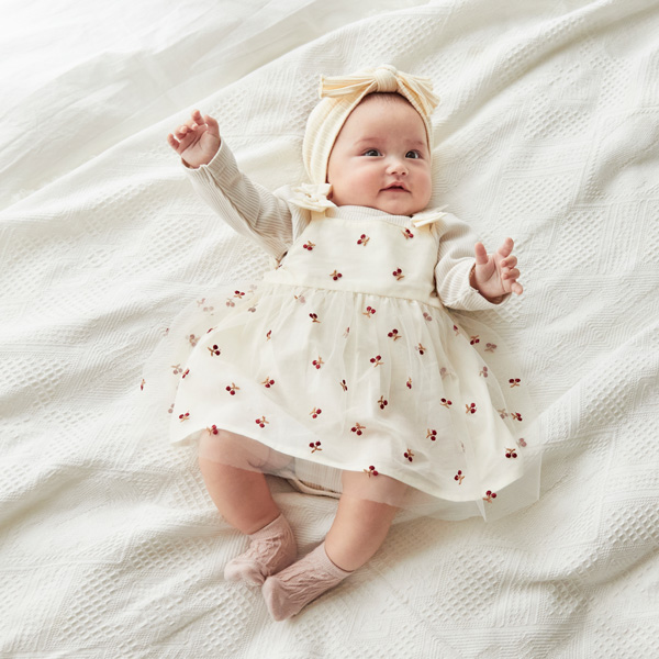 プティマイン(petit main)チェリー刺しゅうワンピースセット【SALE  