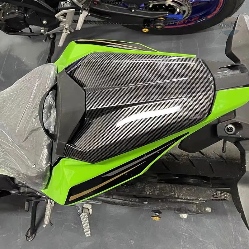 並行輸入品 zx4r バイク カバー リア助手席 ピリオンテールハンプ
