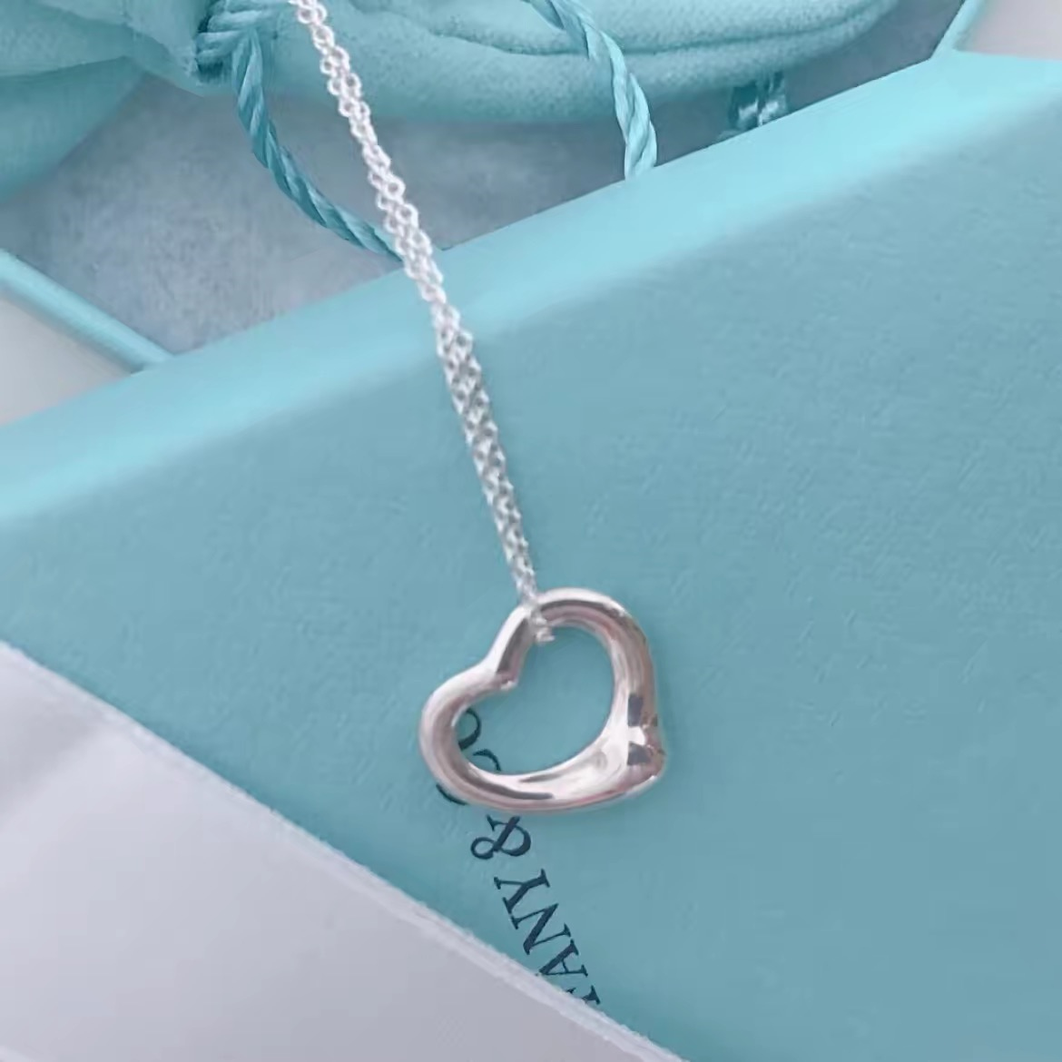 送料無料 ティファニー Tiffany & Co. ネックレス TIFFANY Sサイズ