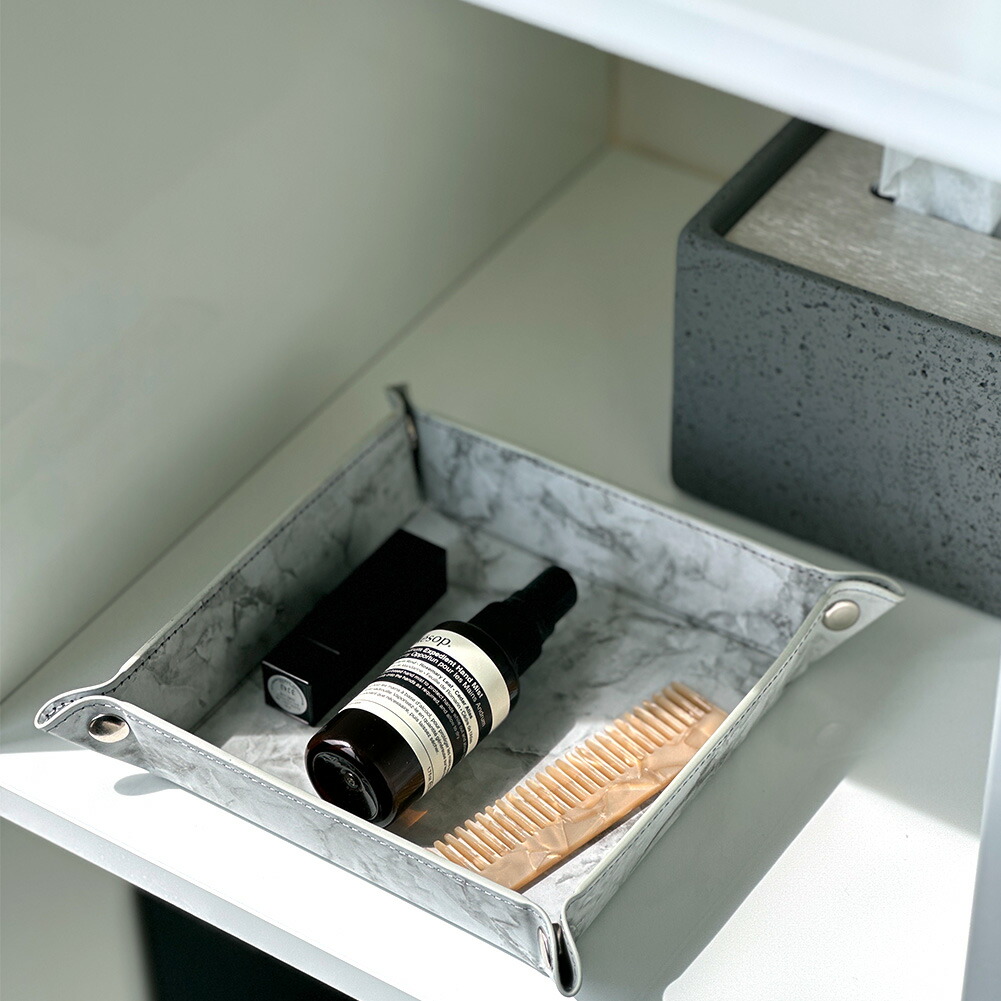 tray211_3.jpg