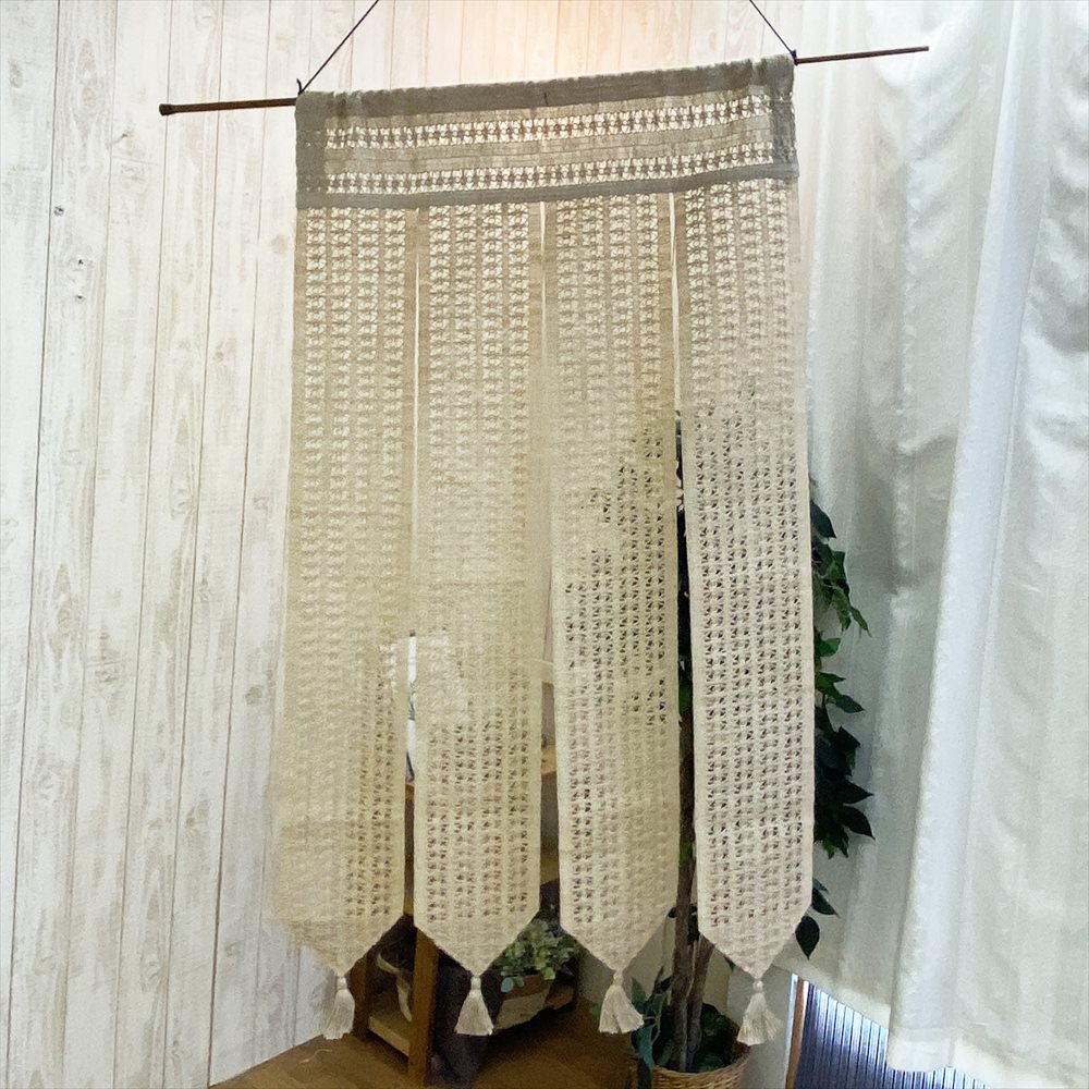 蚊帳　のれん　目隠し　間仕切　麻　リメイク　ハンドメイド 麻の蚊帳でのれん作りました | 古布和布と着物リメイクの楽しみ方