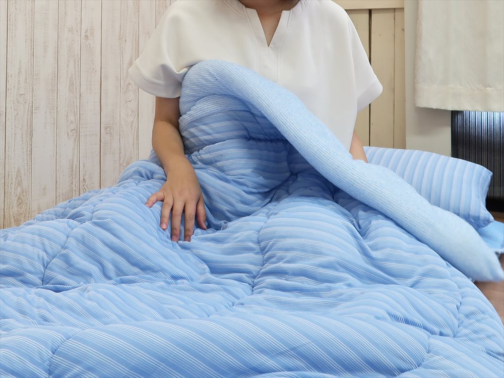  キャスター付 ３段 チェスト 写真