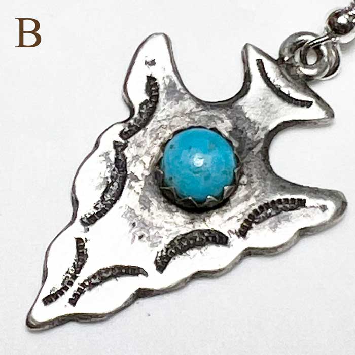 インディアンジュエリー ナバホ アローヘッド ピアスINDIAN JEWELRY