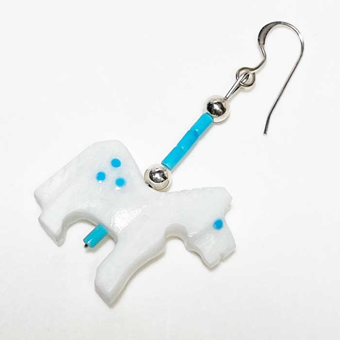 ズニ族 大理石 ターコイズ 白馬フェティッシュ フック ピアスINDIAN