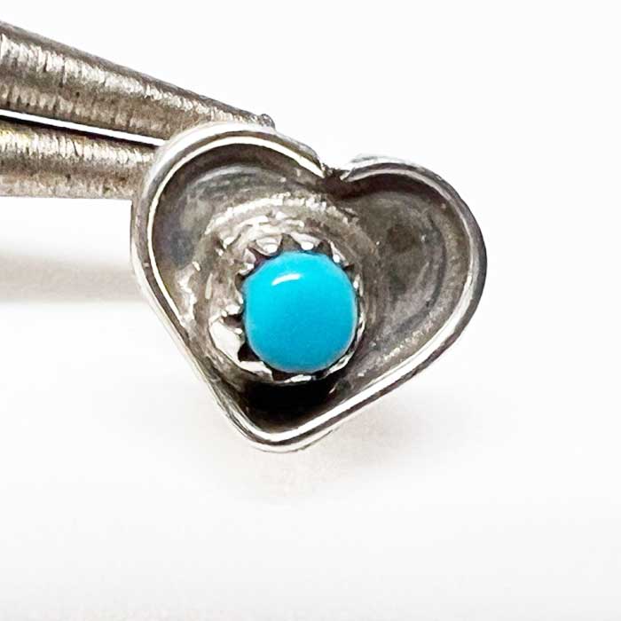 ナバホ族 ハート型 シルバー プチ ターコイズ スタッド ピアスINDIAN