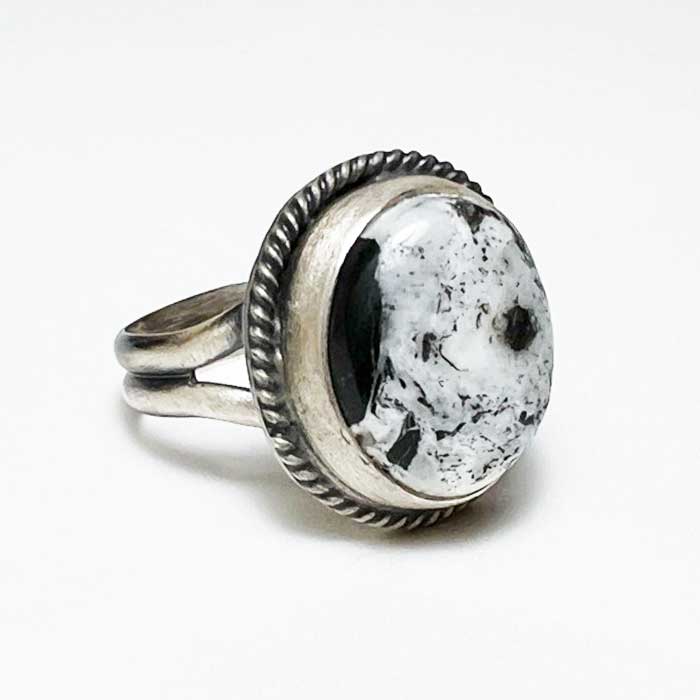 ナバホ族 ホワイトバッファローターコイズ シルバーリングINDIAN