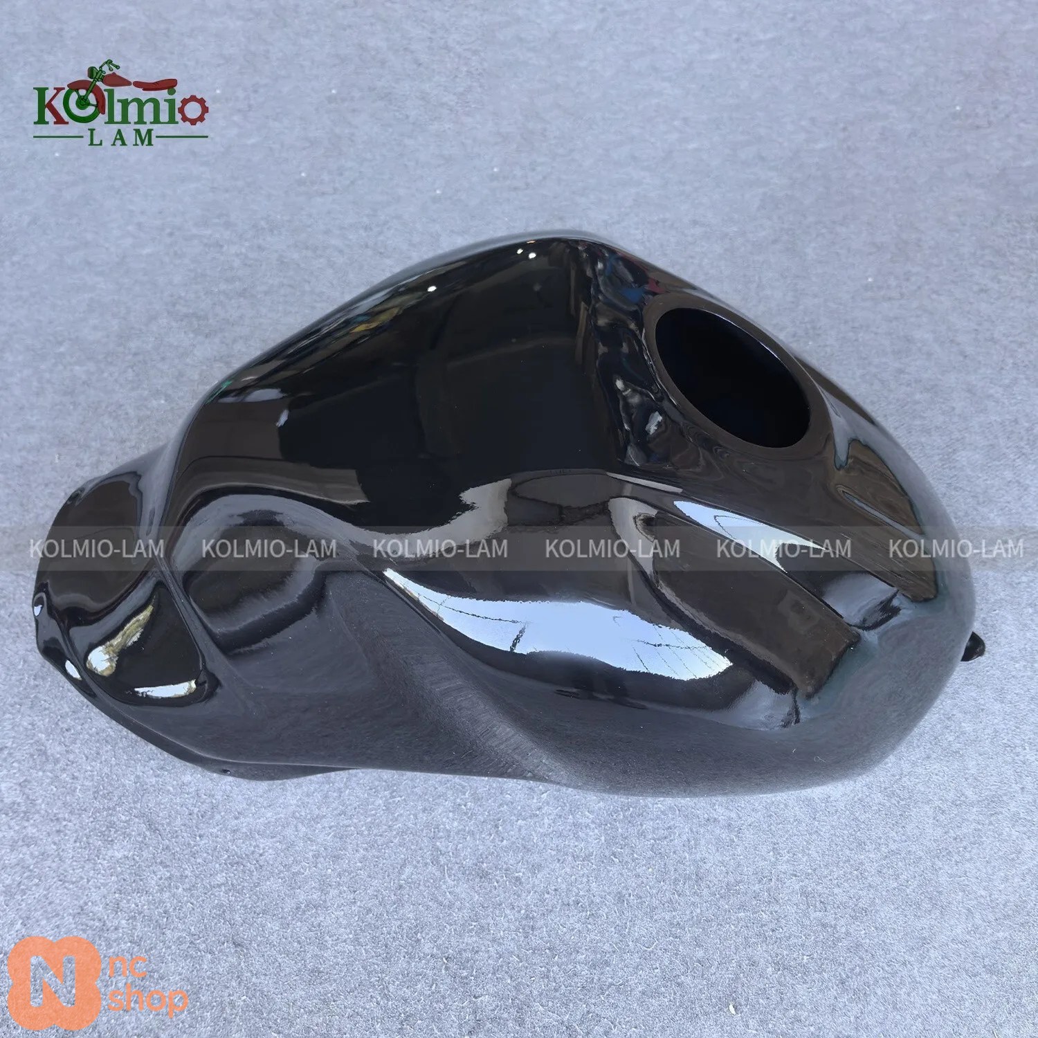 【並行輸入品】2003年〜2012年式 スズキSV650 SV650S SV1000 SV1000S バイク 燃料タンクカバー カウル フェアリング 1000 2004年 2005年