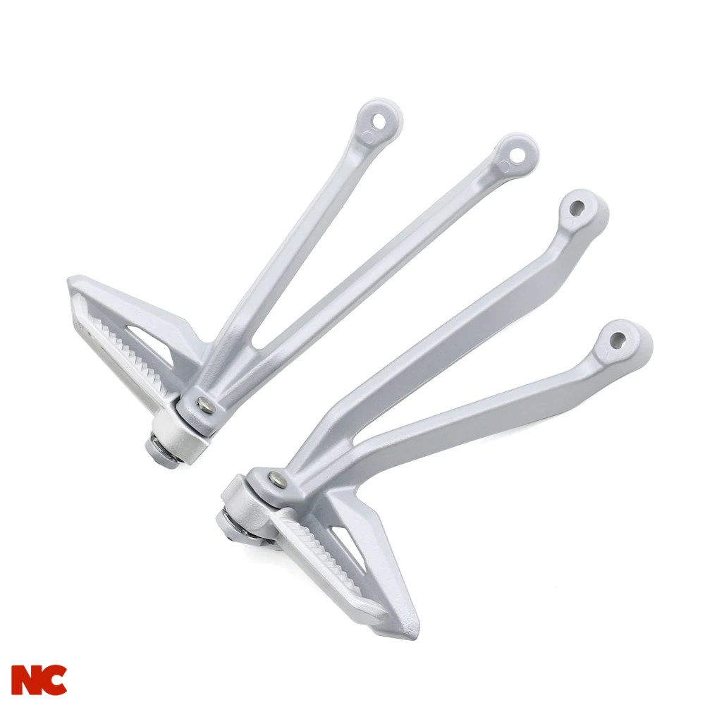 並行輸入品 ストリートトリプル 765RS 765R 765 RS 765 R MOTO2 2020-2025 バイク用 リアパッセンジャーフットペグキット フットの画像