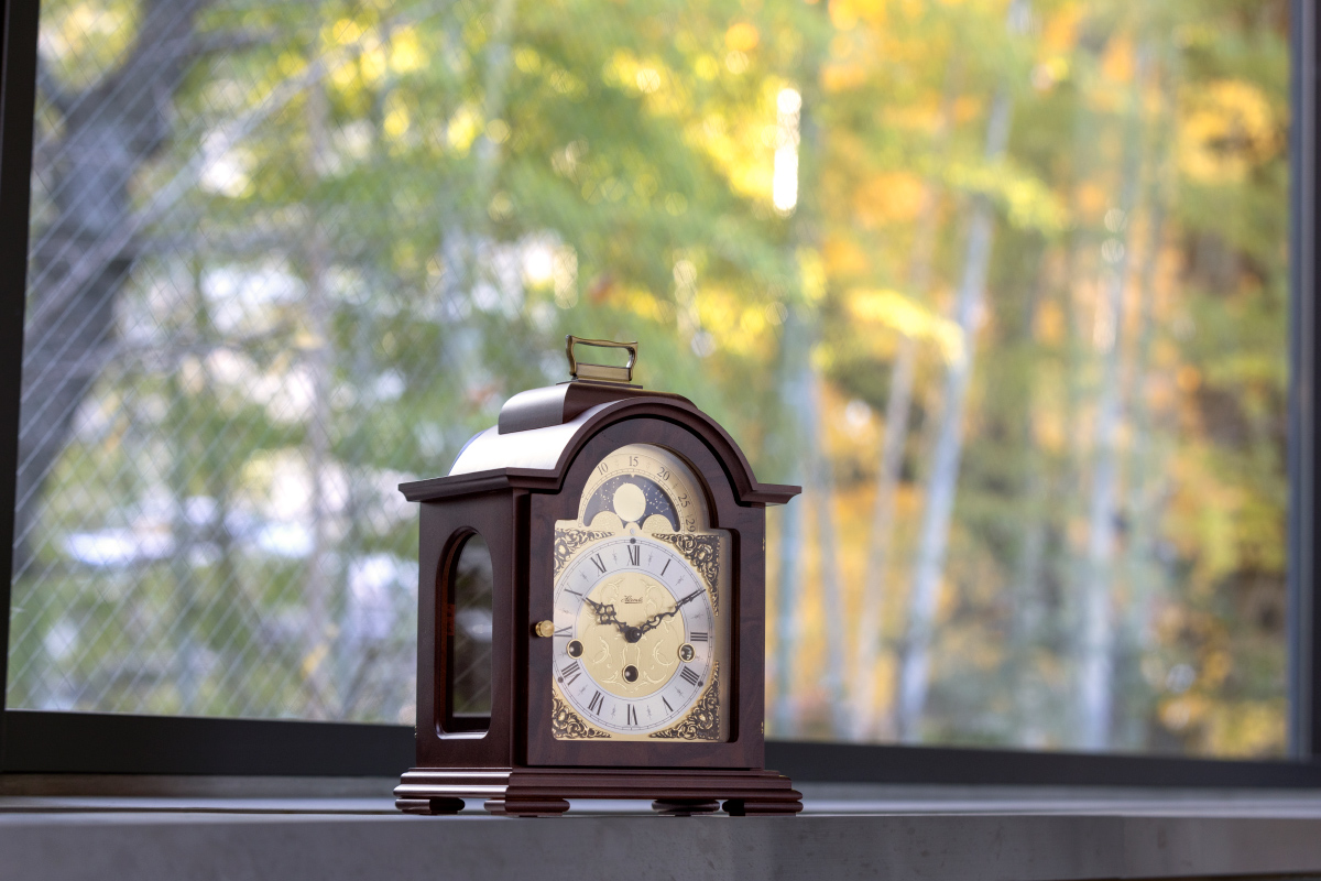 HERMLEの置き時計 ヘルムレ Hermle 置き時計 クラシックウッディ Classic Woody