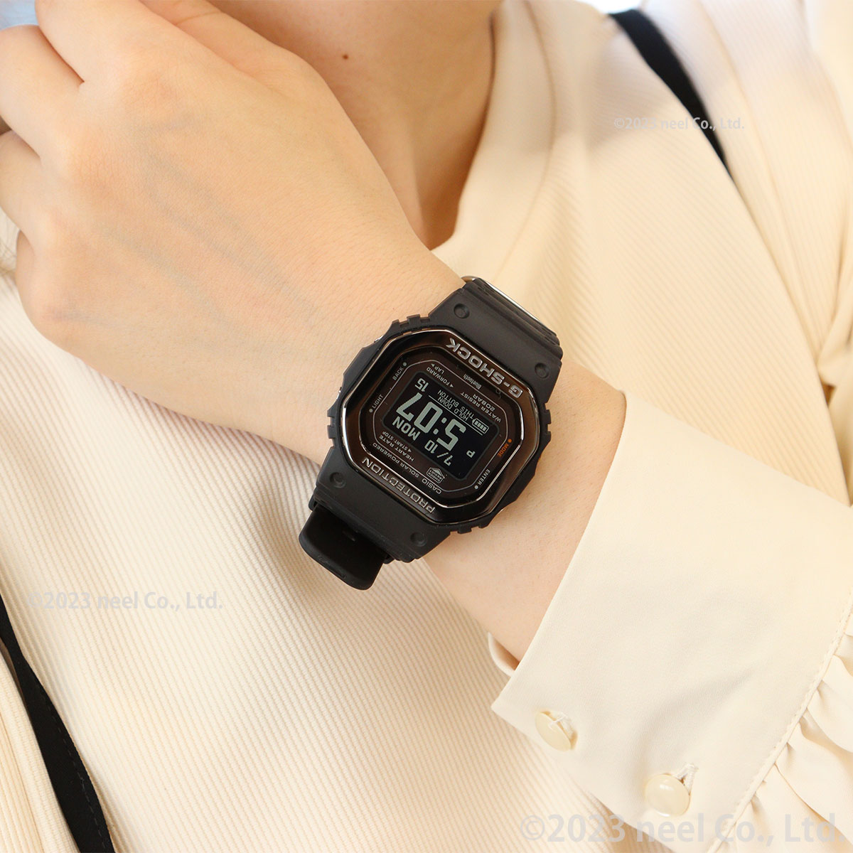 G-SQUAD Gショック ジースクワッド G-SHOCK USB充電対応 ソーラー