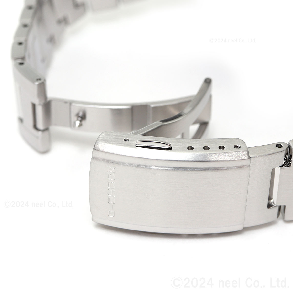 カシオ G-SHOCK GM-B2100シリーズ フルメタル GM-B2100SD-1AJF