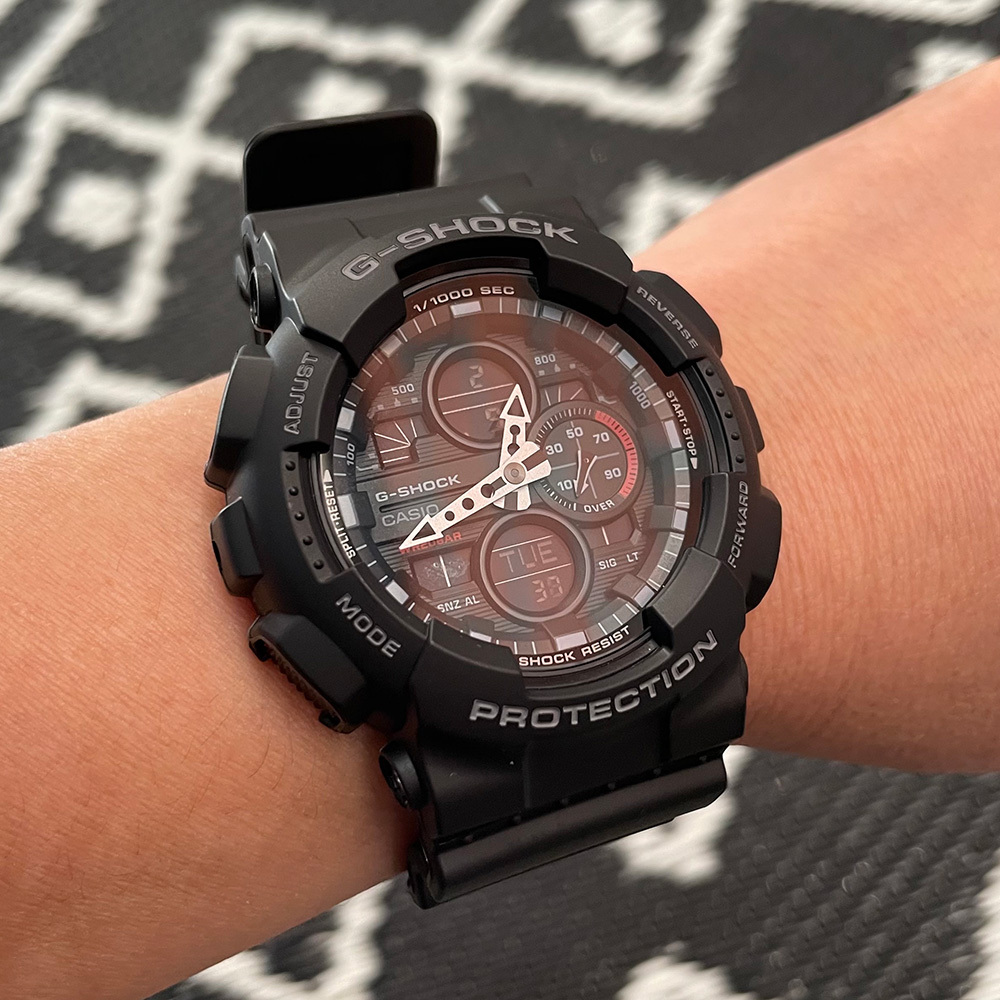 G-SHOCKのミッドサイズを着けてみた