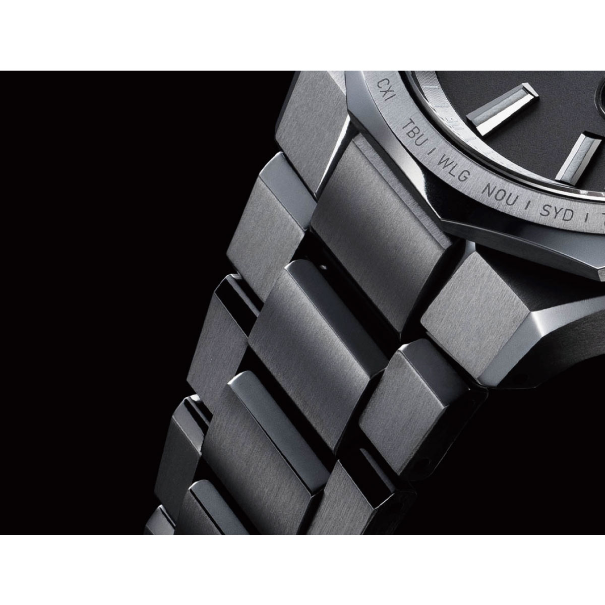 オシアナス 電波ソーラー BRIEFING コラボ 限定モデル 腕時計 メンズ