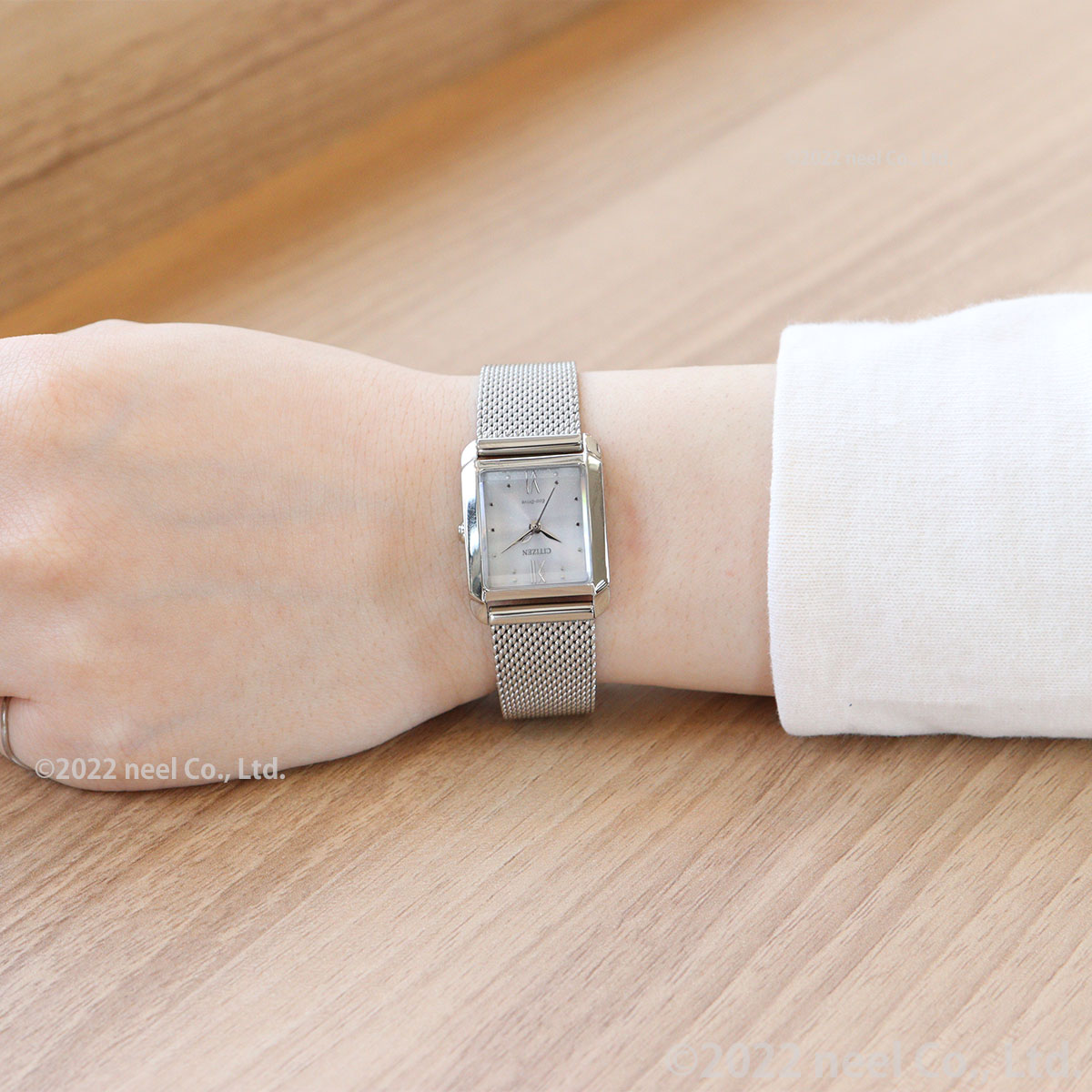 Citizen L Square Collection EW5590-62A | Sakurawatches.com