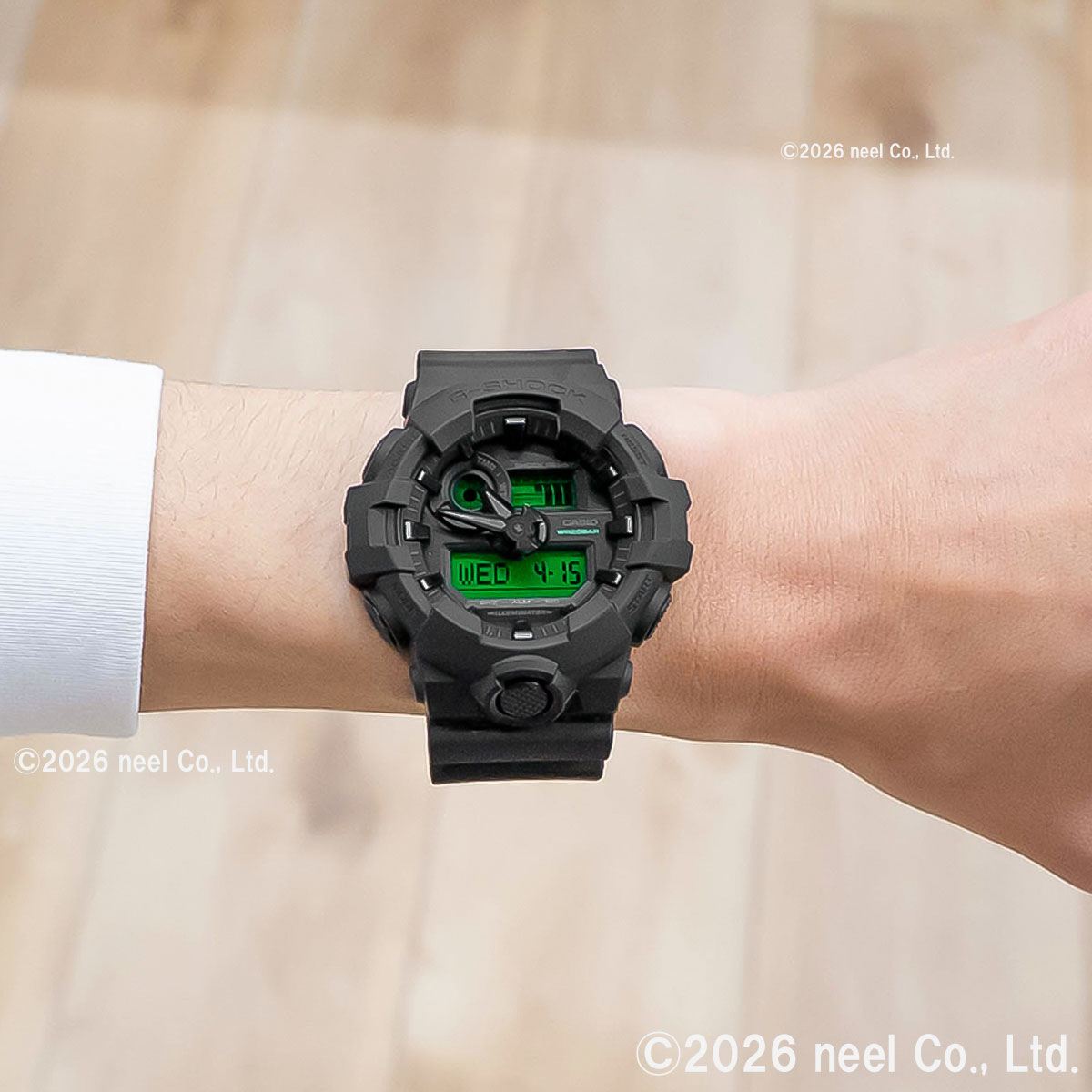 G-SHOCK （豪華おまけ有） Gショック アナデジ 腕時計 GA-700BEG-1AJF BLACK AND ELECTRO GREEN ...