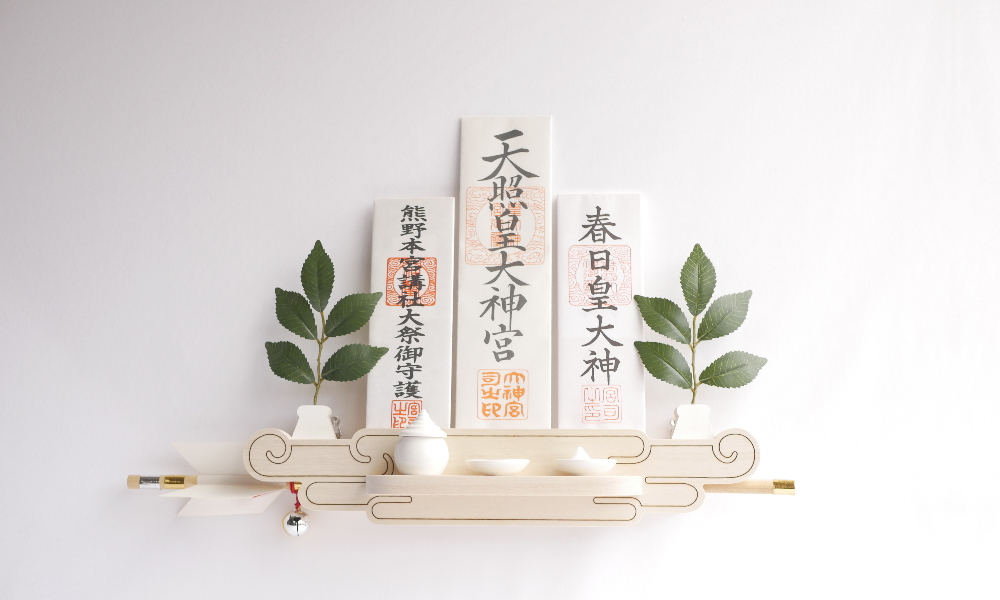 NEW】37-LIVEzo-T モダン神棚 雲形の神棚 壁掛神棚 おしゃれで機能的