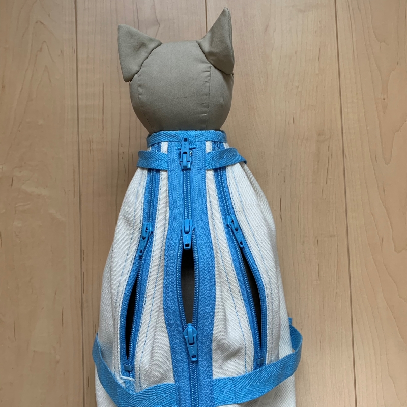 猫 保定 袋 XL_PLUS  ６本 ファスナー Plus うちの子スペシャル 日本製 輸液 ネコ 採血 採尿 ねこ袋 爪切り 強制 給餌 兎 腎不全 治療 介護 介護用品