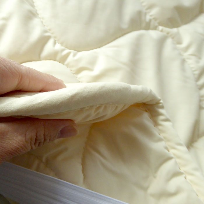 洗える羊毛ベッドパッド⭐︎キングサイズ180x200cm⭐︎新品タグ付き 500047466_ba1.jpg