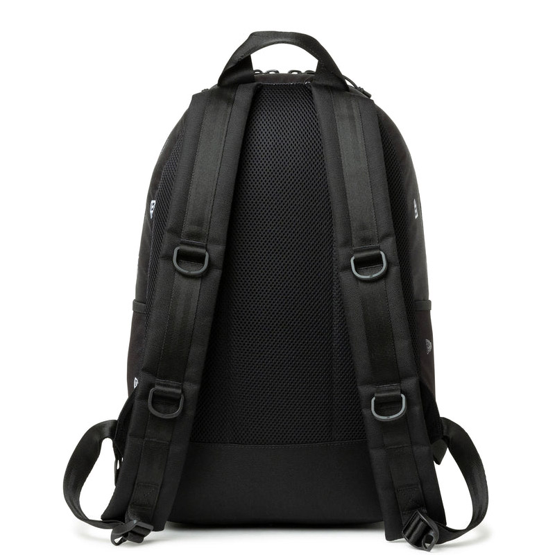NEW ERA（ニューエラ） ニュー エラ ライトパック 27L フラッグロゴ