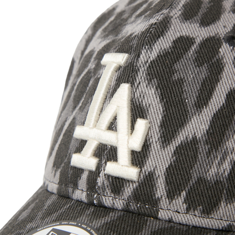 NEW ERA(ニューエラ) 9TWENTY レオパード キャップ レディース NEW ERA(ニューエラ) 9TWENTY レオパード キャップ レディース
