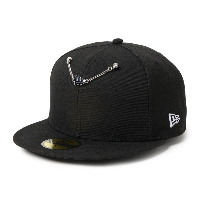 NEW ERA（ニューエラ） ステッカーロゴ ピンバッジ キャップ